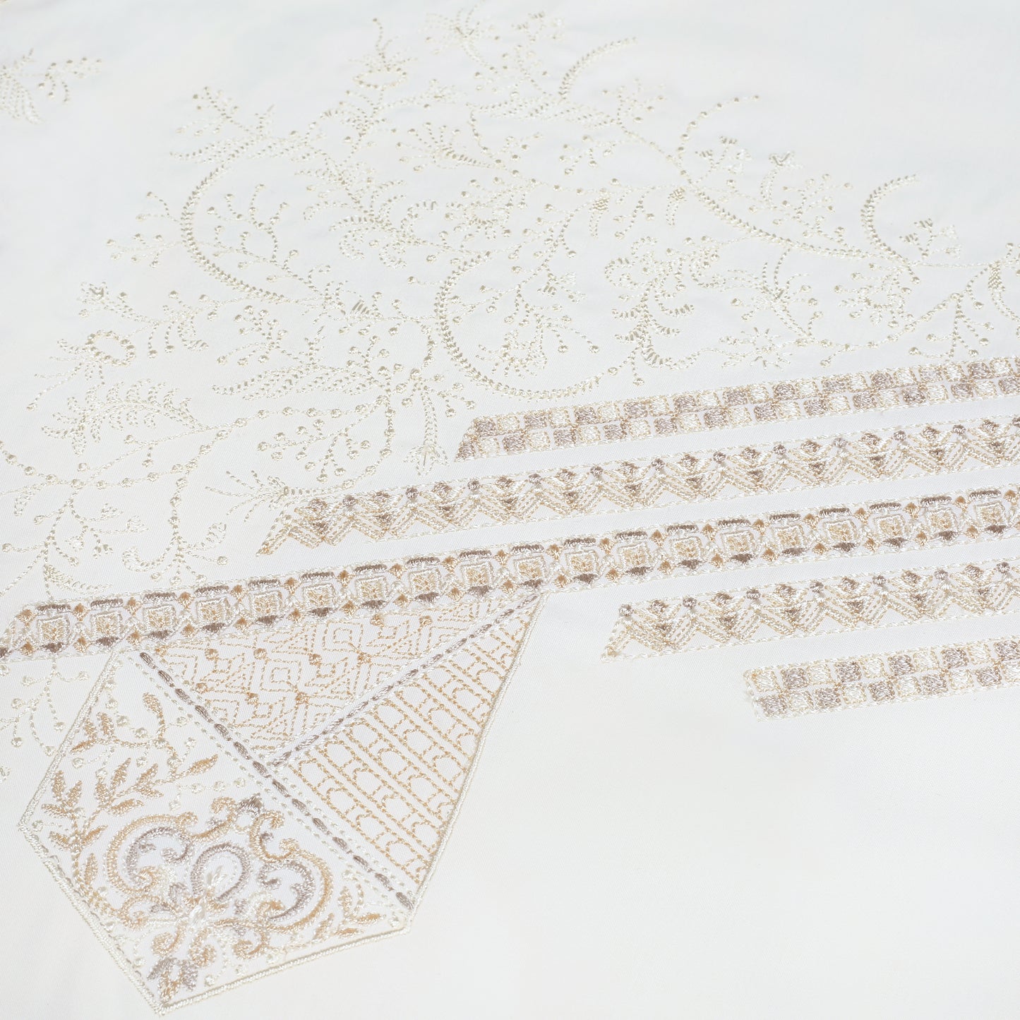 Men Cream Embroidered Kameez Shalwar