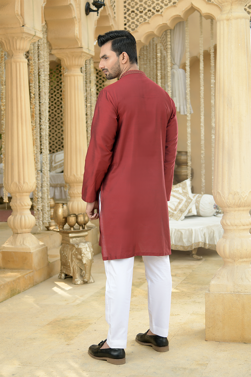 Men Unstitch Embroidered Cotton-Silk Fabric Kurta Currant