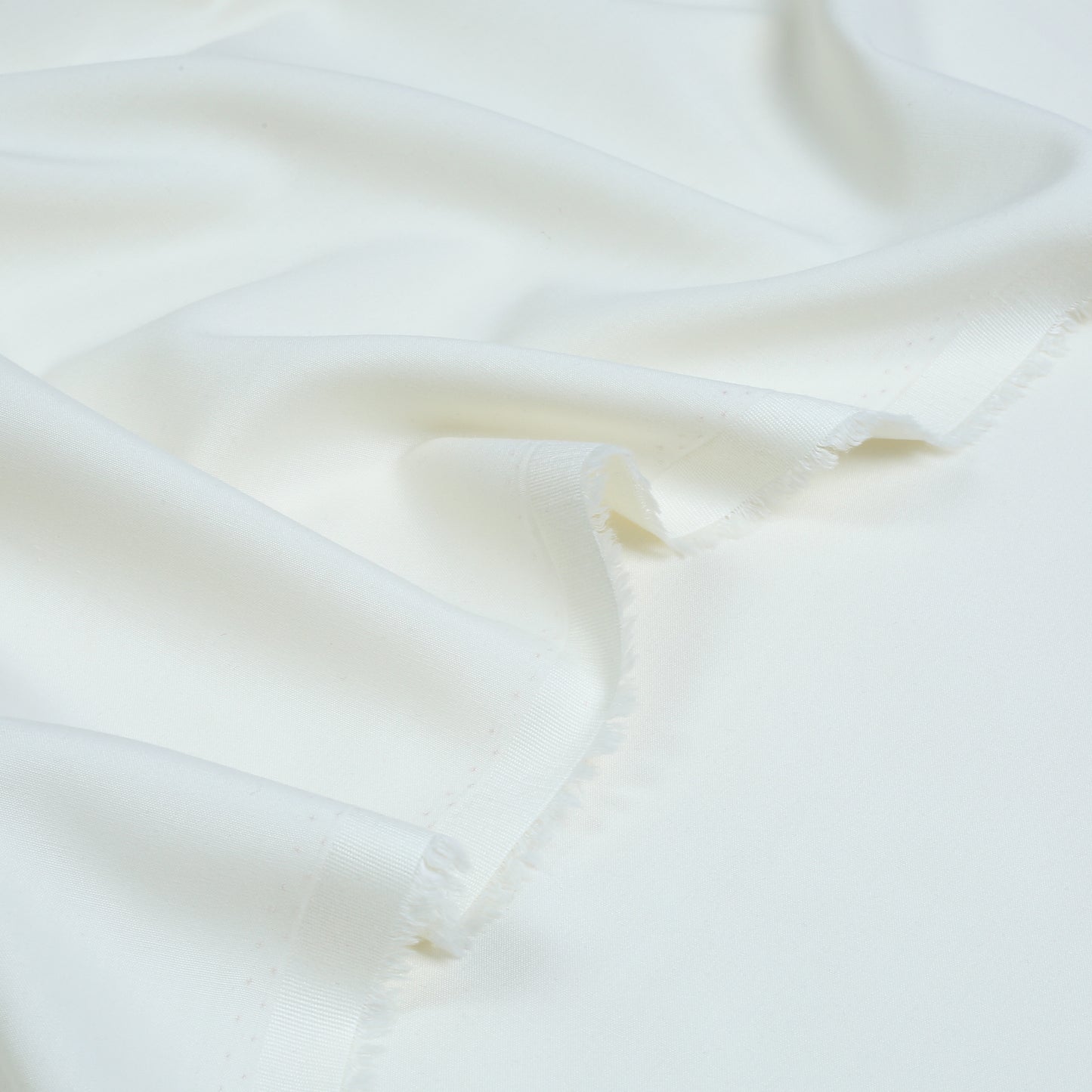 Men Unstitch Cross-Print Stitch Effect Embroidered Neckline - Cream