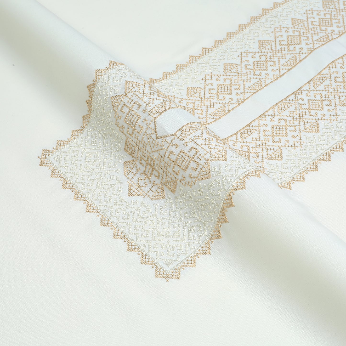 Men Unstitch Cross-Stitch Embroidered Neckline Kameez Shalwar - Cream