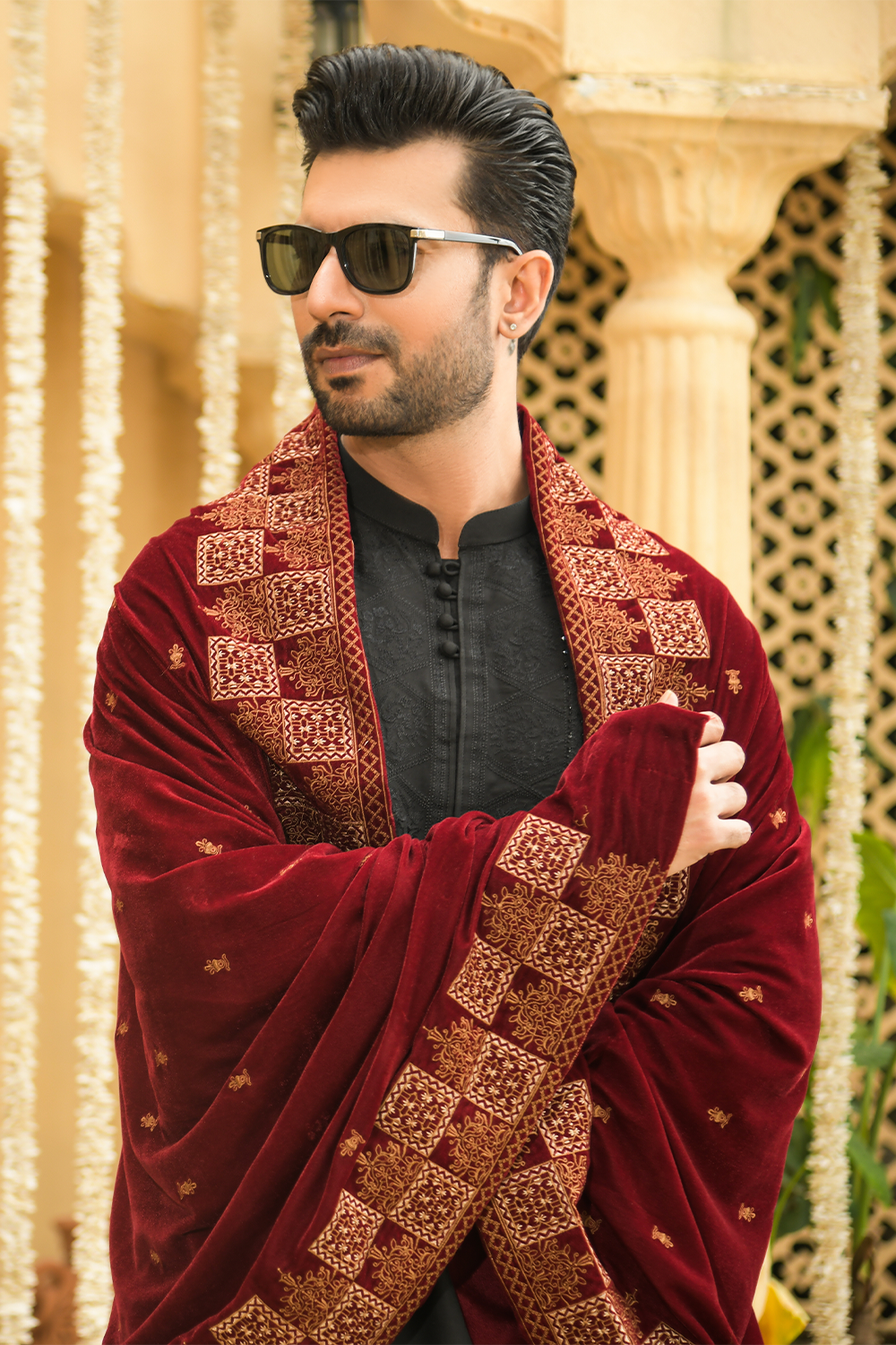 Shehnai Men Luxury Embroidered Velvet Shawl Royal-Maroon