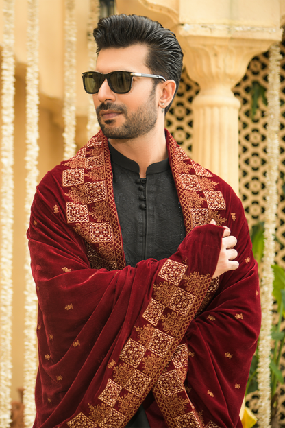 Shehnai Men Luxury Embroidered Velvet Shawl Royal-Maroon