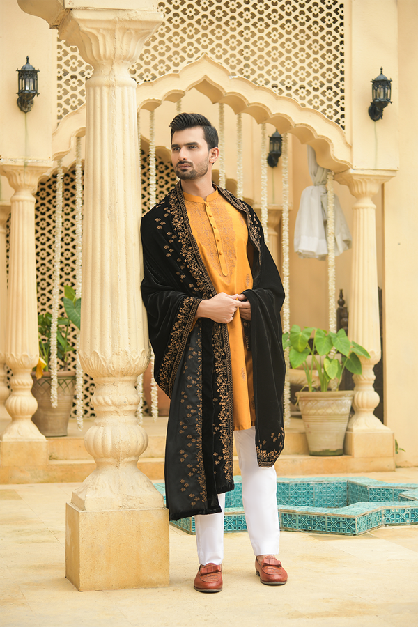 Shehnai Men Luxury Embroidered Velvet Shawl Black